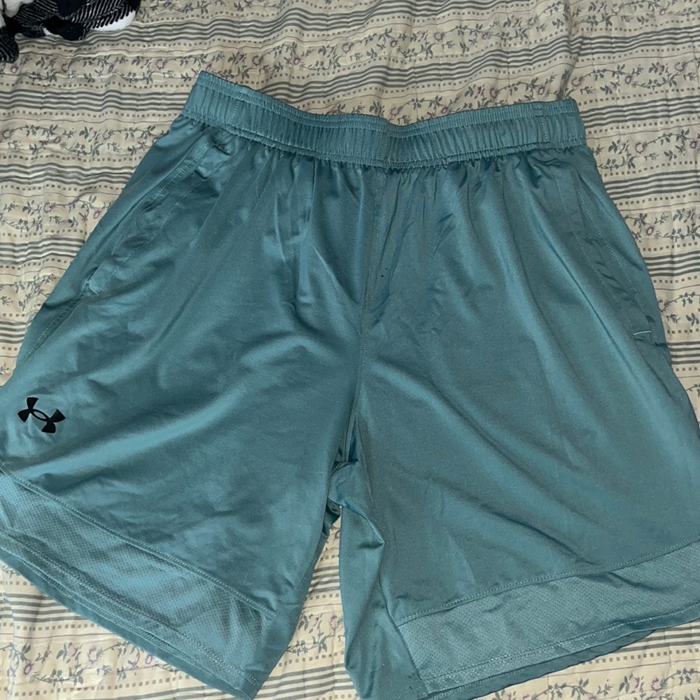 Basketball shorts